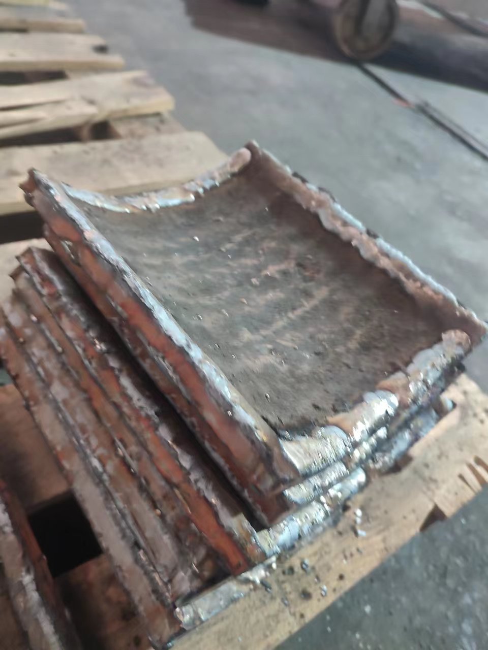 北京耐磨板压弧折弯打孔